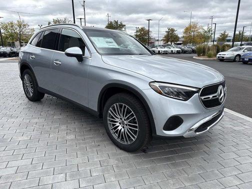 2026 Mercedes-Benz GLC 300 4MATIC