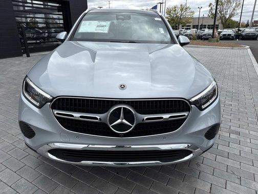 2026 Mercedes-Benz GLC 300 4MATIC