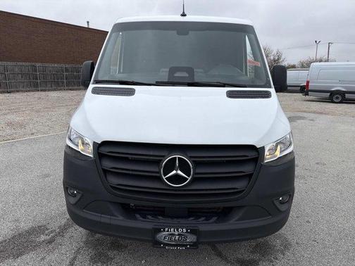 2026 Mercedes-Benz Sprinter 2500 Standard Roof