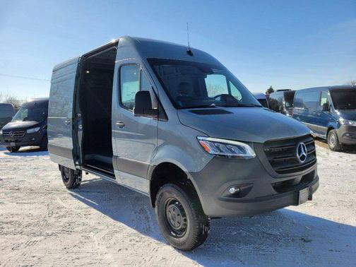2025 Mercedes-Benz Sprinter 2500 Standard Roof