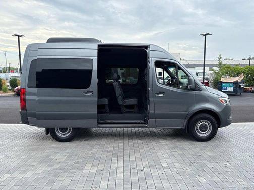 2024 Mercedes-Benz Sprinter 2500 High Roof