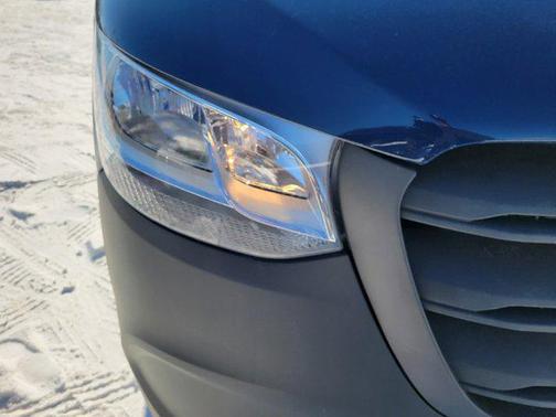 2025 Mercedes-Benz Sprinter 2500 Standard Roof