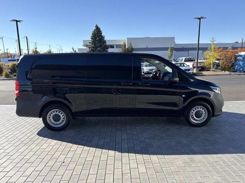 2023 Mercedes-Benz Metris Base