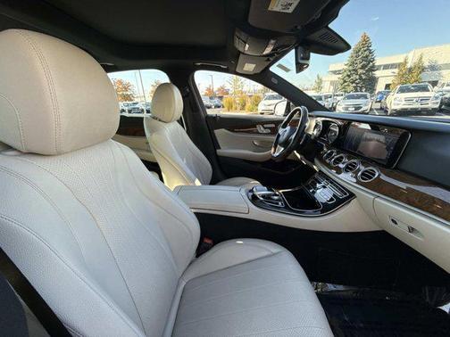 2017 Mercedes-Benz E-Class 4MATIC