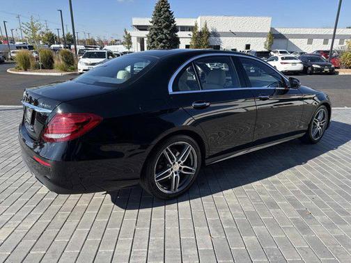 2017 Mercedes-Benz E-Class 4MATIC