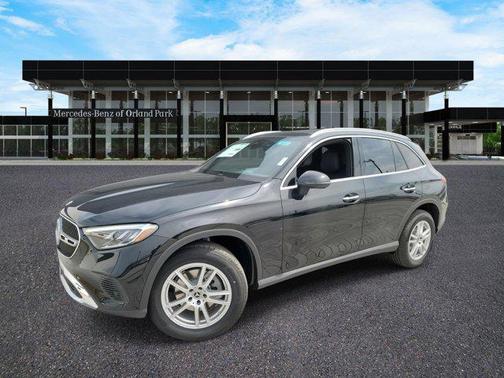 2025 Mercedes-Benz GLC 300 4MATIC
