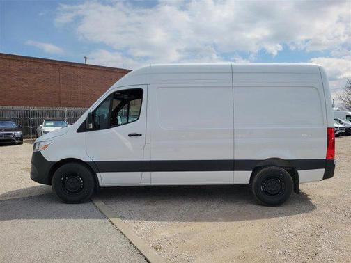 2025 Mercedes-Benz Sprinter 2500 Standard Roof