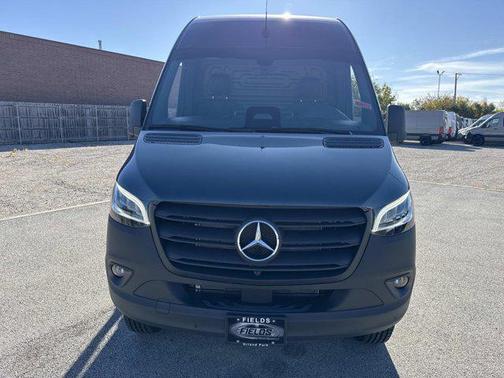 2026 Mercedes-Benz Sprinter 2500 Standard Roof