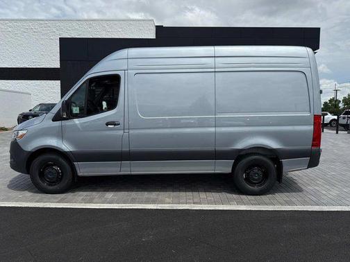 2025 Mercedes-Benz Sprinter 2500 Standard Roof