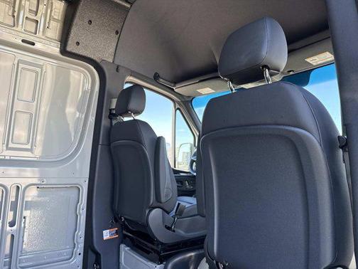 2026 Mercedes-Benz Sprinter 2500 Standard Roof
