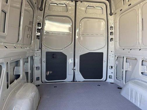 2026 Mercedes-Benz Sprinter 2500 Standard Roof