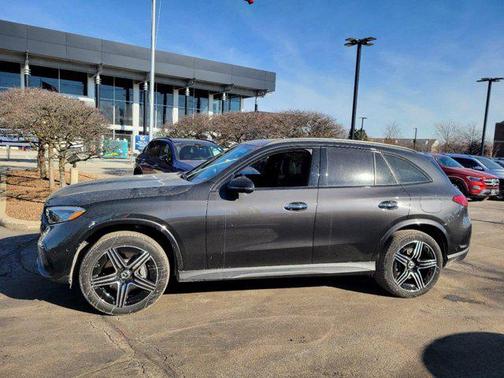 2025 Mercedes-Benz GLC 350e Base