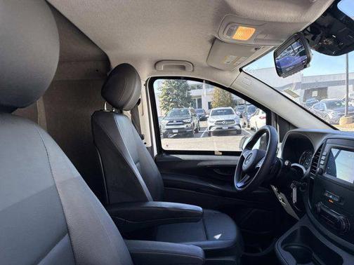 2023 Mercedes-Benz Metris Base