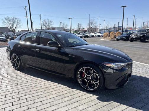2022 Alfa Romeo Giulia Veloce