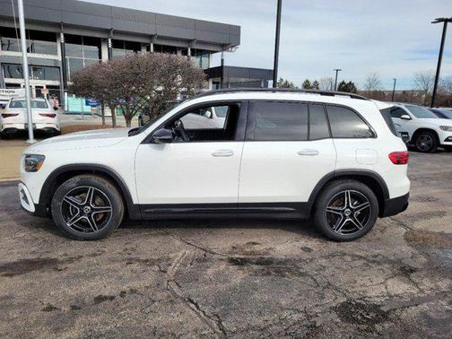 2025 Mercedes-Benz GLB 250 4MATIC