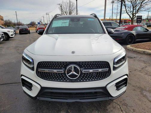 2025 Mercedes-Benz GLB 250 4MATIC