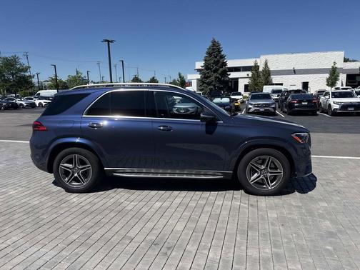Twilight Blue Metallic 2026 Mercedes-Benz GLE 450 4MATIC