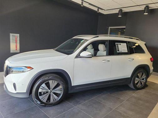 2024 Mercedes-Benz EQB 300 4MATIC