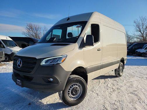 2025 Mercedes-Benz Sprinter 2500 Standard Roof