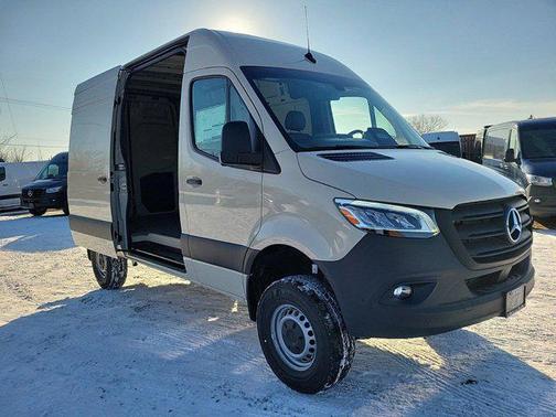 2025 Mercedes-Benz Sprinter 2500 Standard Roof