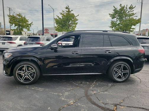 2025 Mercedes-Benz GLS 450 4MATIC