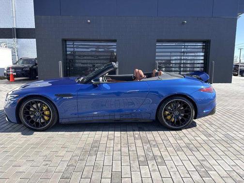 2022 Mercedes-Benz AMG SL 63 Base