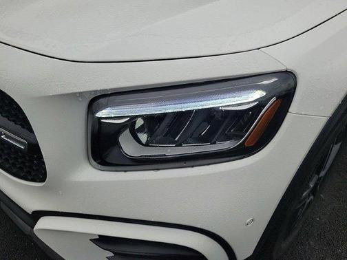2025 Mercedes-Benz GLB 250 4MATIC