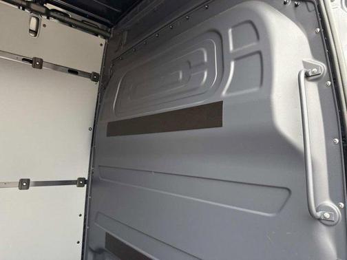 2025 Mercedes-Benz Sprinter 2500 High Roof