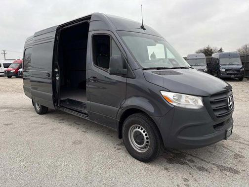 2025 Mercedes-Benz Sprinter 2500 High Roof