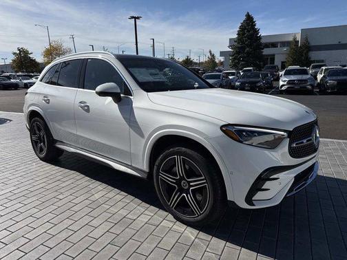 2026 Mercedes-Benz GLC 300 4MATIC