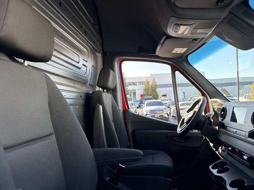 2024 Mercedes-Benz Sprinter 4500 High Roof 4-Cyl Diesel HO