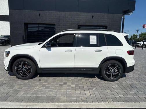 2025 Mercedes-Benz GLB 250 4MATIC