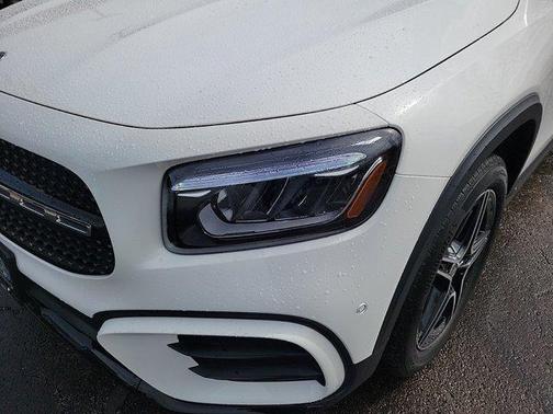 2025 Mercedes-Benz GLB 250 4MATIC