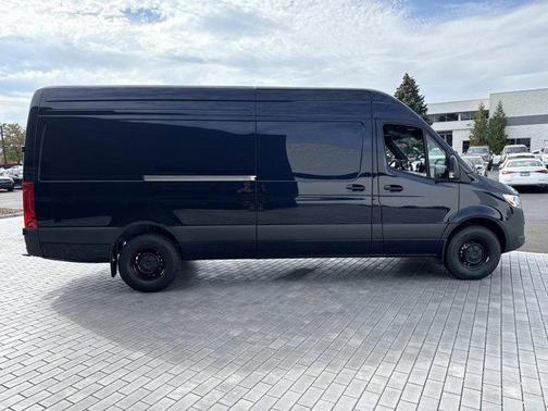 2025 Mercedes-Benz Sprinter 2500 High Roof