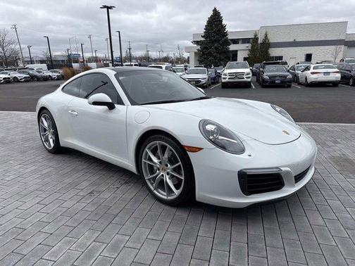 2017 Porsche 911 Carrera
