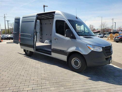 2025 Mercedes-Benz Sprinter 2500 Standard Roof