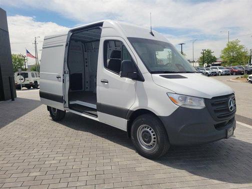 2025 Mercedes-Benz Sprinter 2500 High Roof