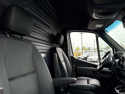 2024 Mercedes-Benz Sprinter 3500 High Roof