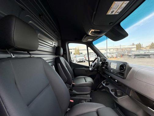 2024 Mercedes-Benz Sprinter 2500 High Roof