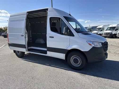 2026 Mercedes-Benz Sprinter 2500 Standard Roof