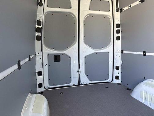 2026 Mercedes-Benz Sprinter 2500 Standard Roof