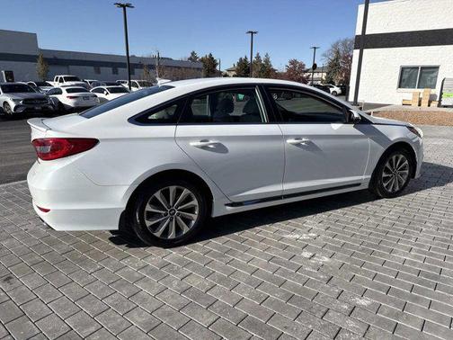2017 Hyundai SONATA Sport