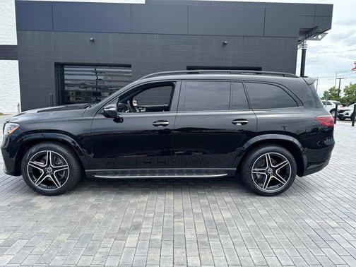 2025 Mercedes-Benz GLS 450 4MATIC