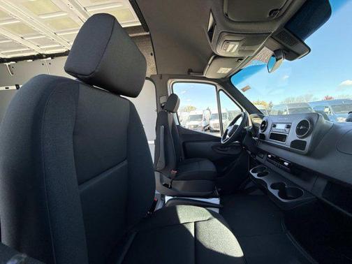 2026 Mercedes-Benz Sprinter 2500 High Roof