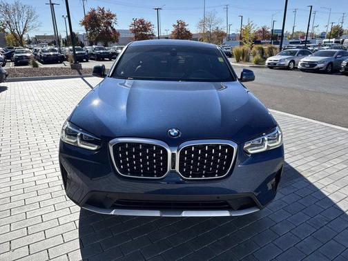 2024 BMW X4 xDrive30i