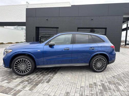 2025 Mercedes-Benz GLC 350e Base