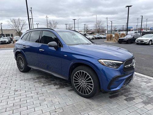 2025 Mercedes-Benz GLC 350e Base