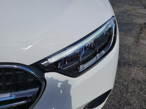 2025 Mercedes-Benz GLC 350e Base