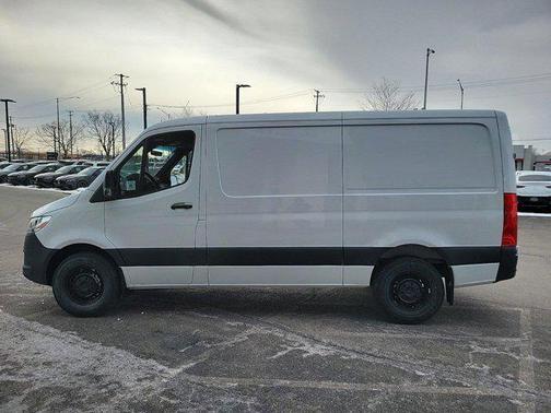 2025 Mercedes-Benz Sprinter 2500 Standard Roof