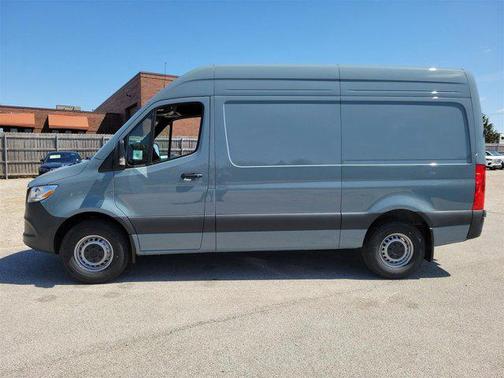 2025 Mercedes-Benz Sprinter 2500 Standard Roof
